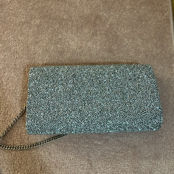 Clutch - Picture 6 of 7